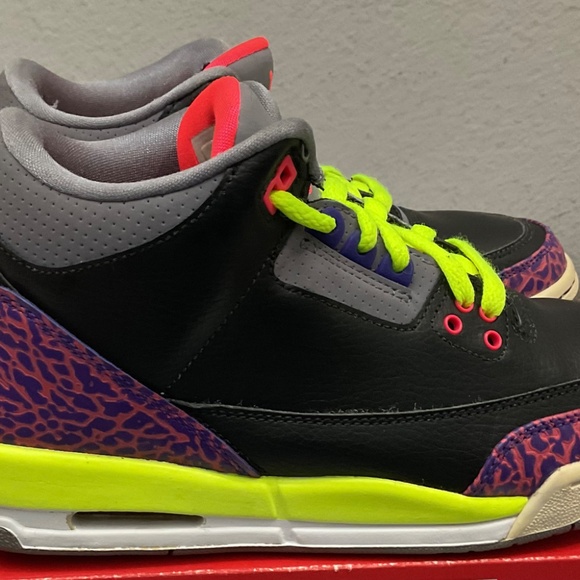 NIKE AIR JORDAN 3 RETRO BLACK ATOMIC JOKER PURPLE- Size US 6.5 Y / EUR 40 - Picture 7 of 8